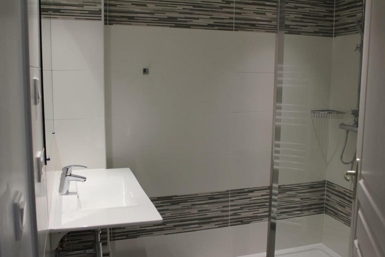 Appartement Vue Mer Au Jardin De La Comtesse Saint-Quay-Portrieux Luaran gambar
